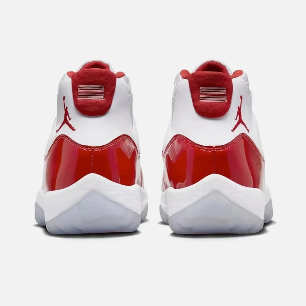 JORDAN 11 retro cherry red